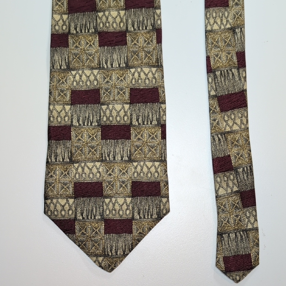 Mulberry Burgundy and Gold Patterned Italian Silk Tie